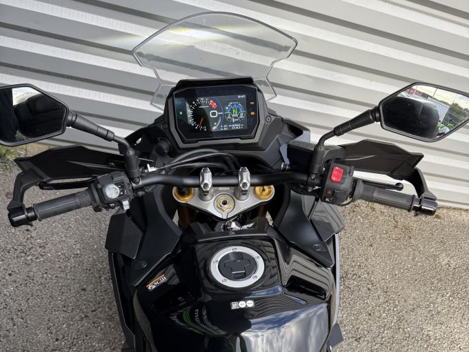 SUZUKI GSX-S 1000 GX 4