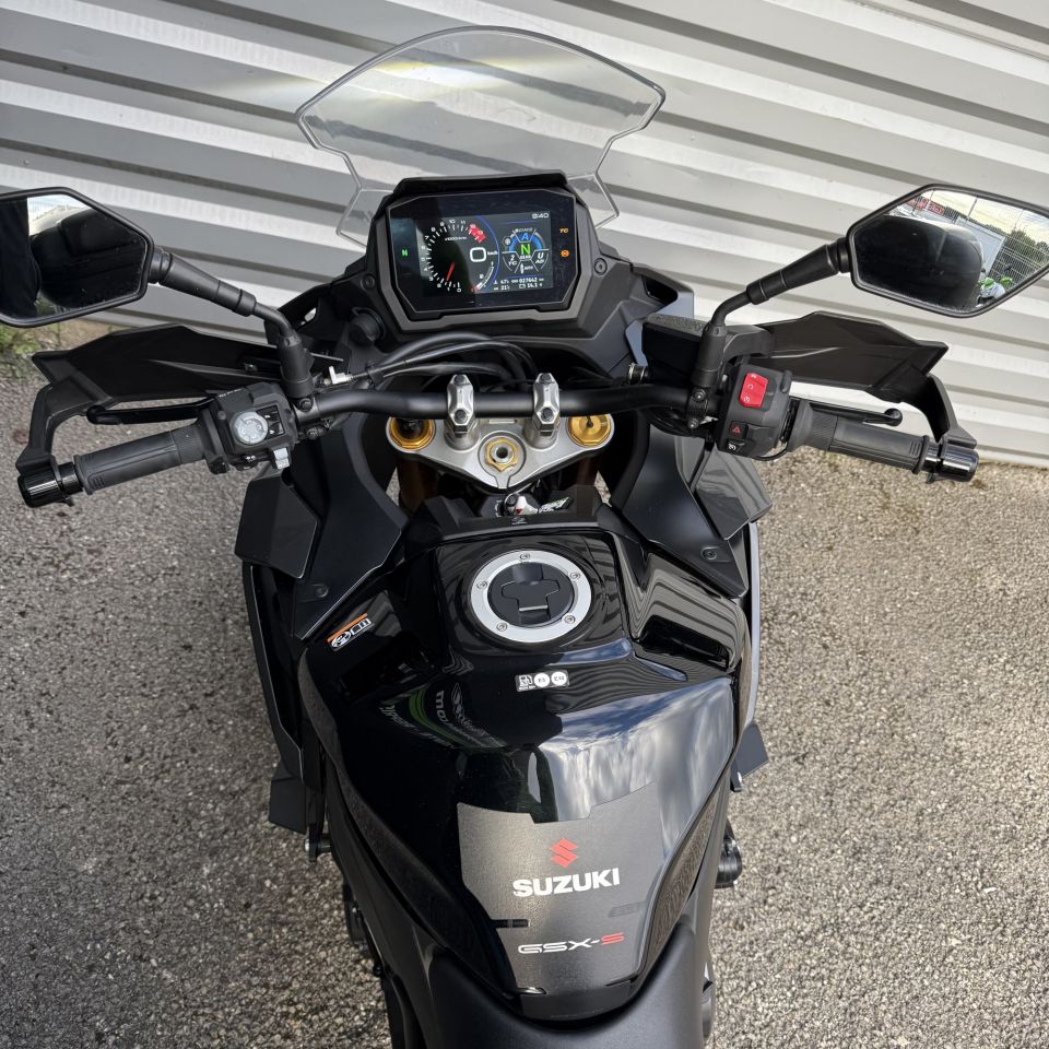 SUZUKI GSX-S 1000 GX 4
