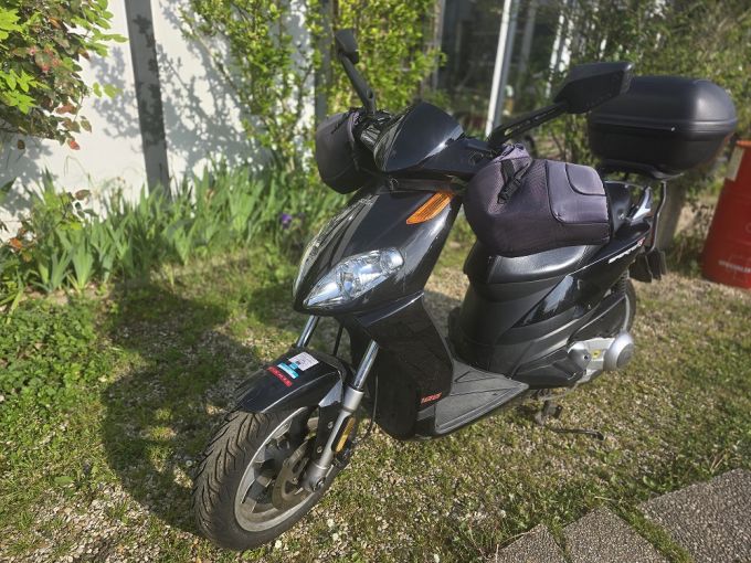 APRILIA SPORTCITY 125 4