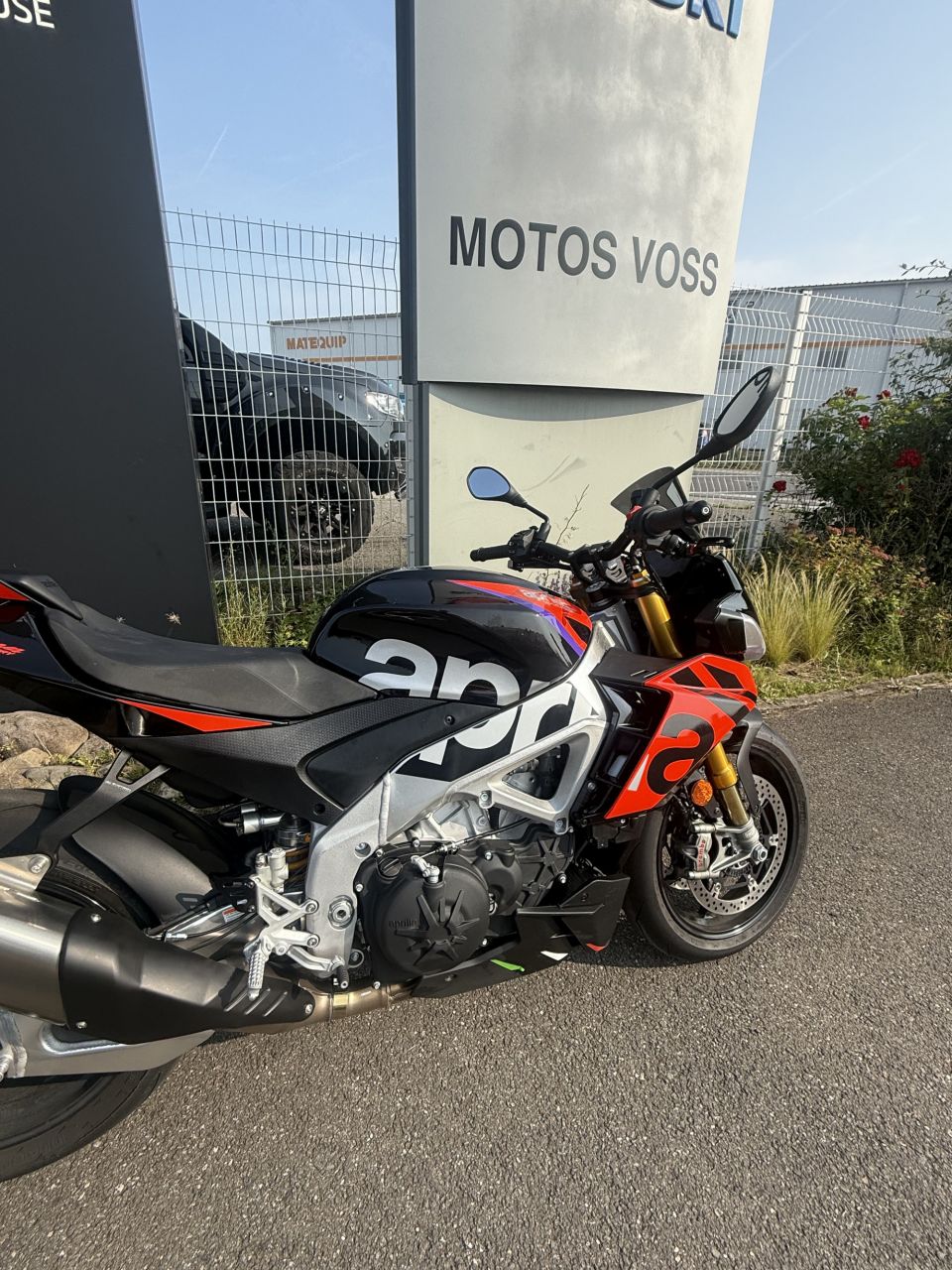 APRILIA TUONO 1100 V4 FACTORY 4