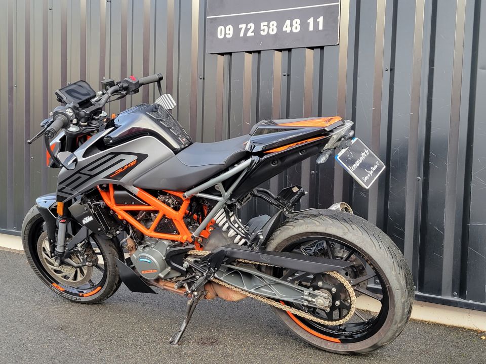 KTM 125 DUKE 4