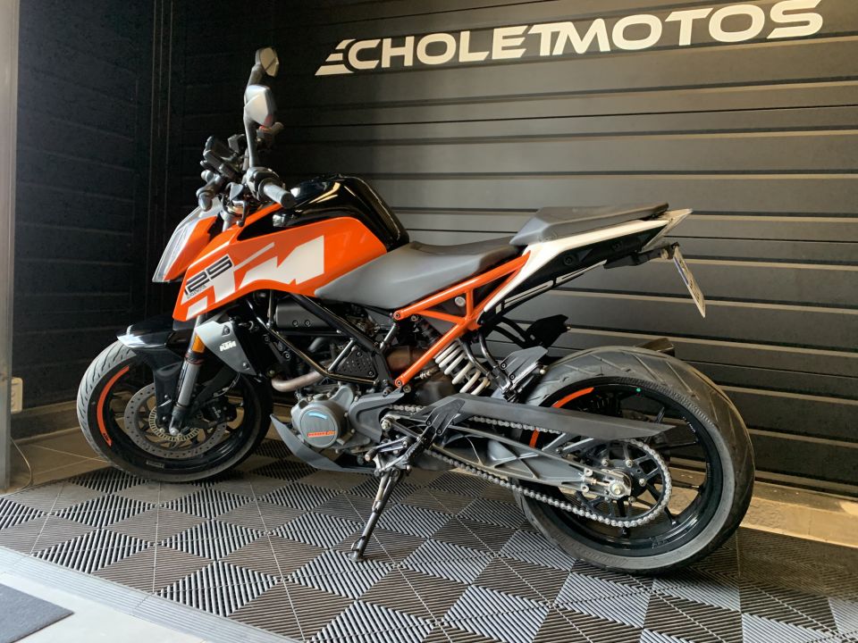 KTM 125 DUKE 4
