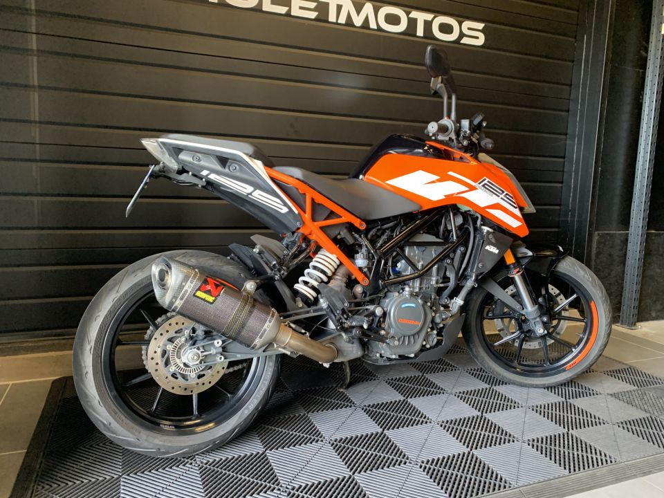 KTM 125 DUKE 4