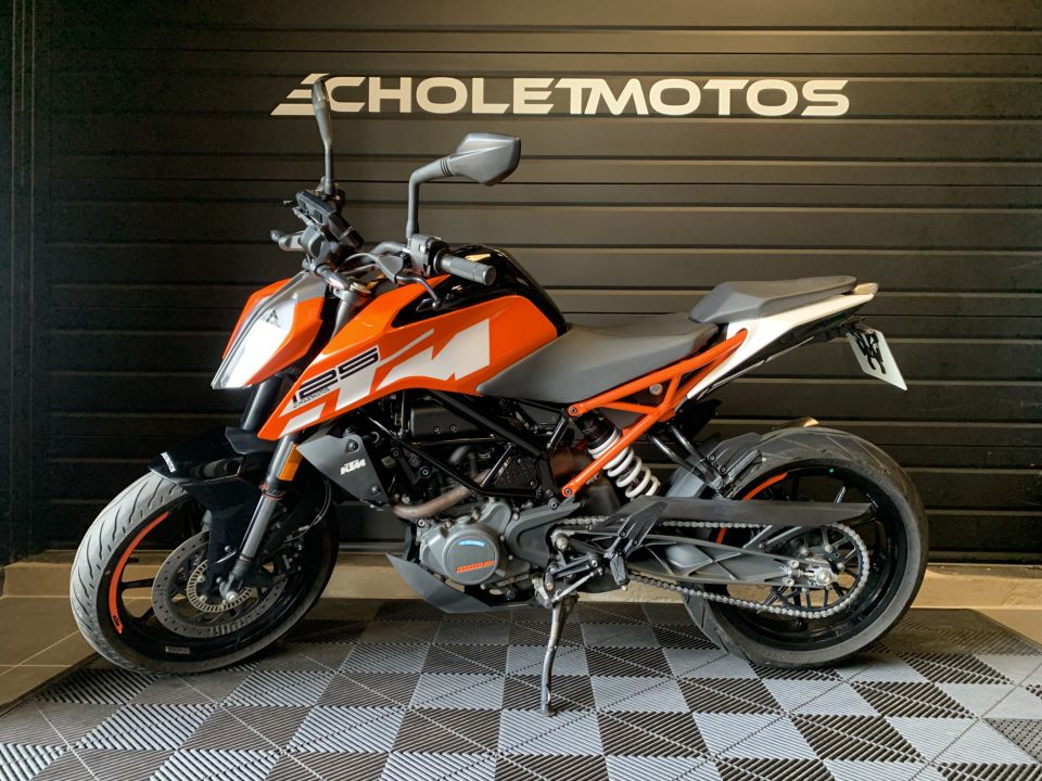 KTM 125 DUKE 4