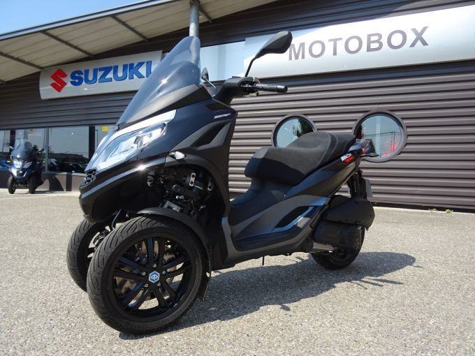 PIAGGIO  4