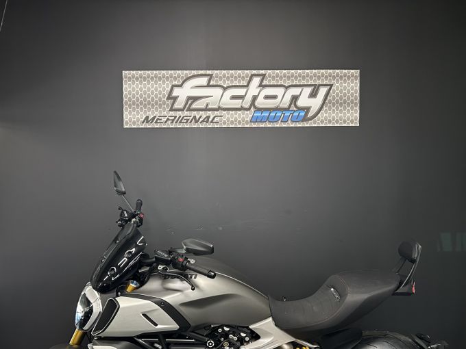 DUCATI DIAVEL 4