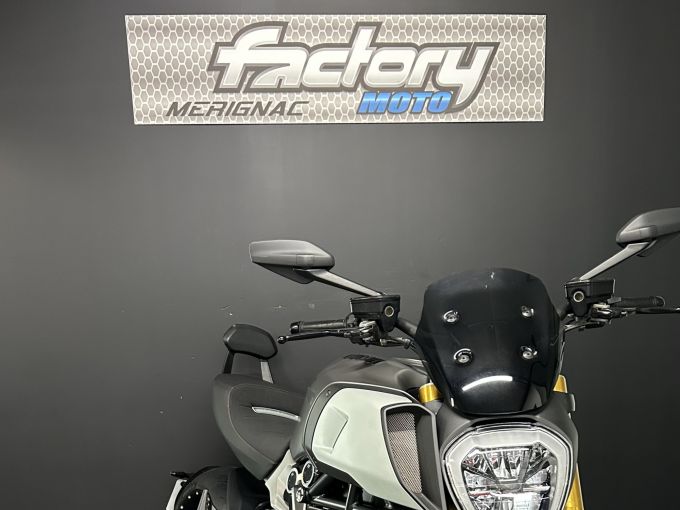 DUCATI DIAVEL 4