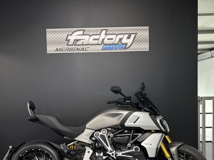 DUCATI DIAVEL 4