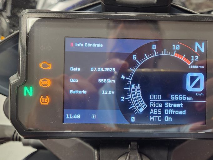 KTM 390 ADVENTURE 4