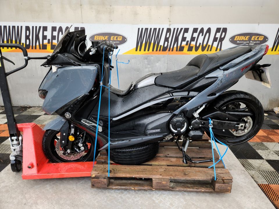 YAMAHA XP T-MAX 560 TECH MAX 4