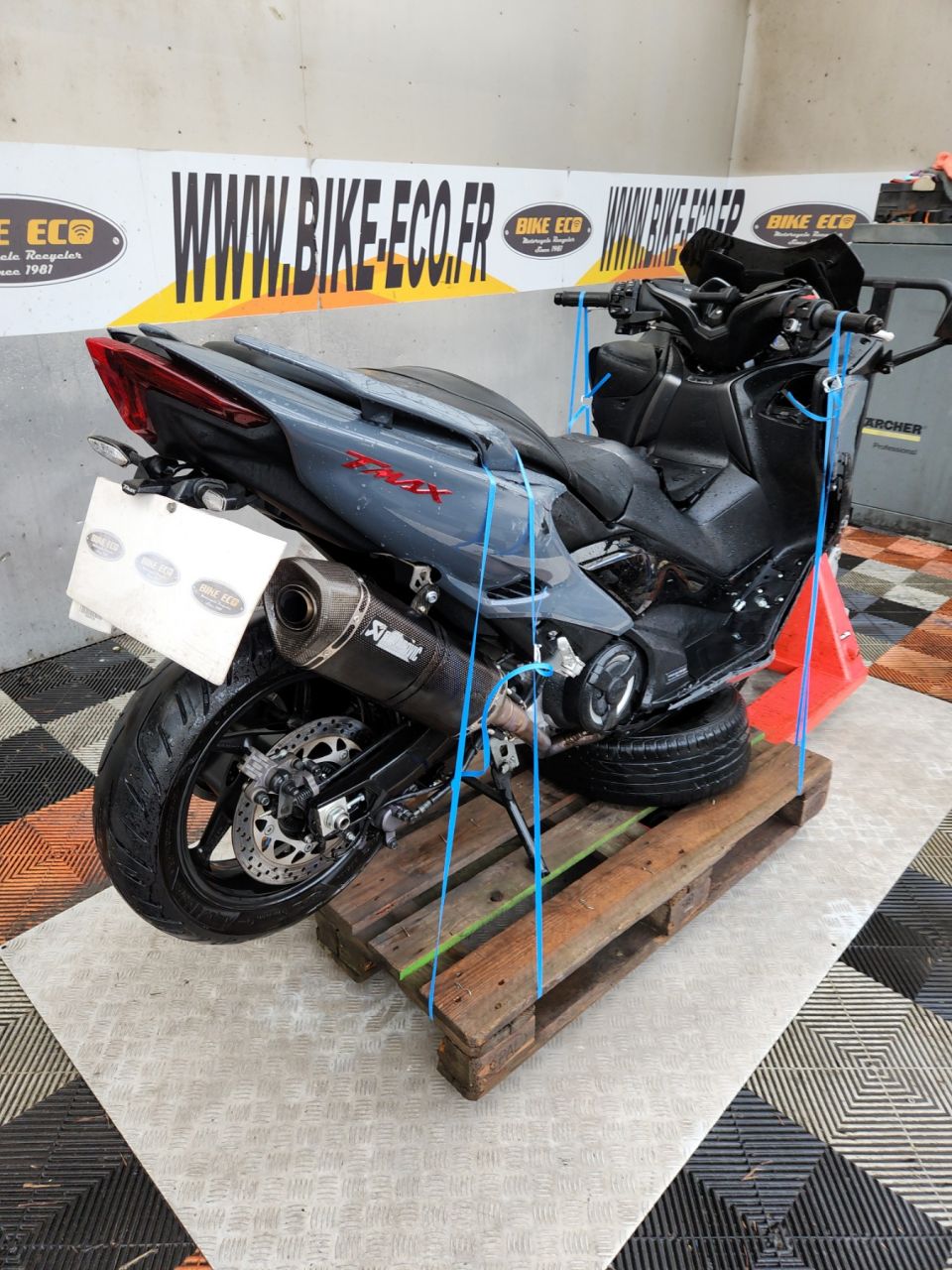YAMAHA XP T-MAX 560 TECH MAX 4