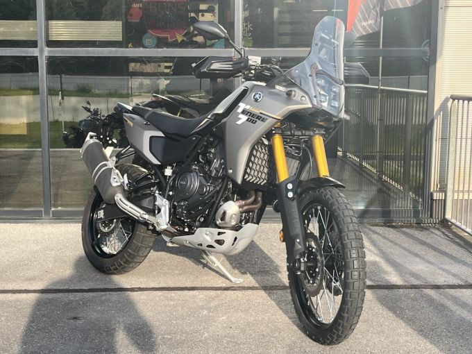 YAMAHA XTZ TENERE 700 4