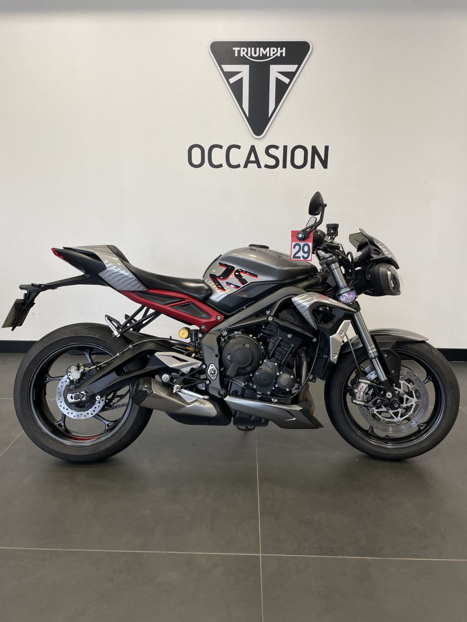 TRIUMPH STREET TRIPLE 765 RS 4