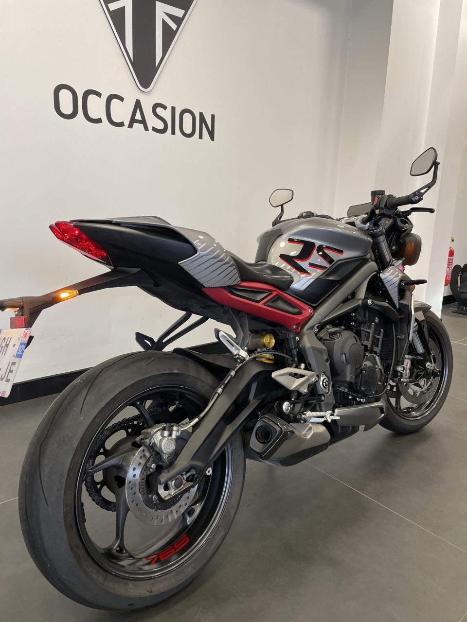 TRIUMPH STREET TRIPLE 765 RS 4