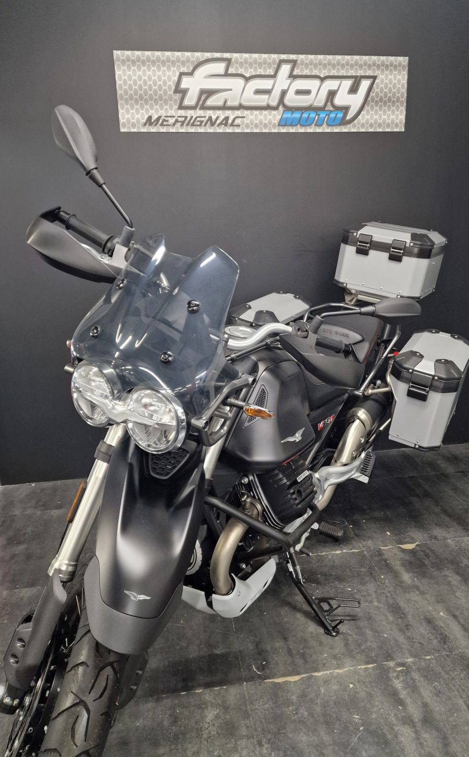 MOTO GUZZI V85 TT 850 4