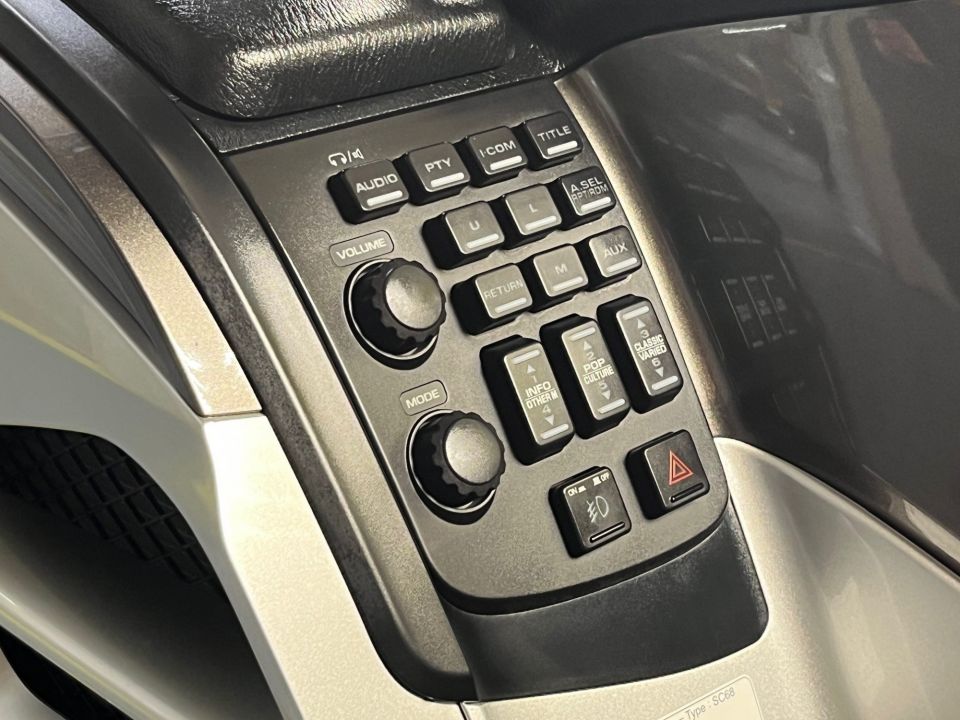 HONDA GL1800 GOLDWING 4