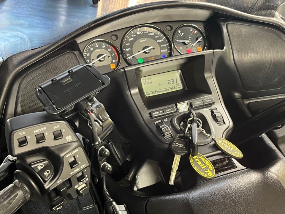 HONDA GL1800 GOLDWING 4