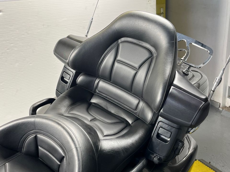 HONDA GL1800 GOLDWING 4