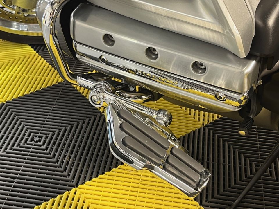 HONDA GL1800 GOLDWING 4