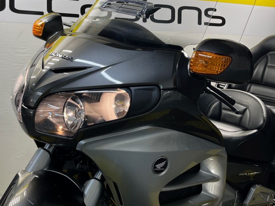 HONDA GL1800 GOLDWING 4