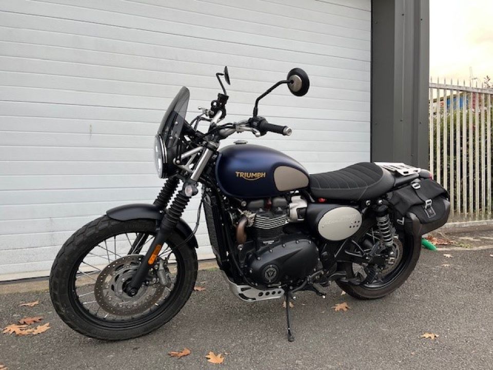 TRIUMPH SCRAMBLER 900 4