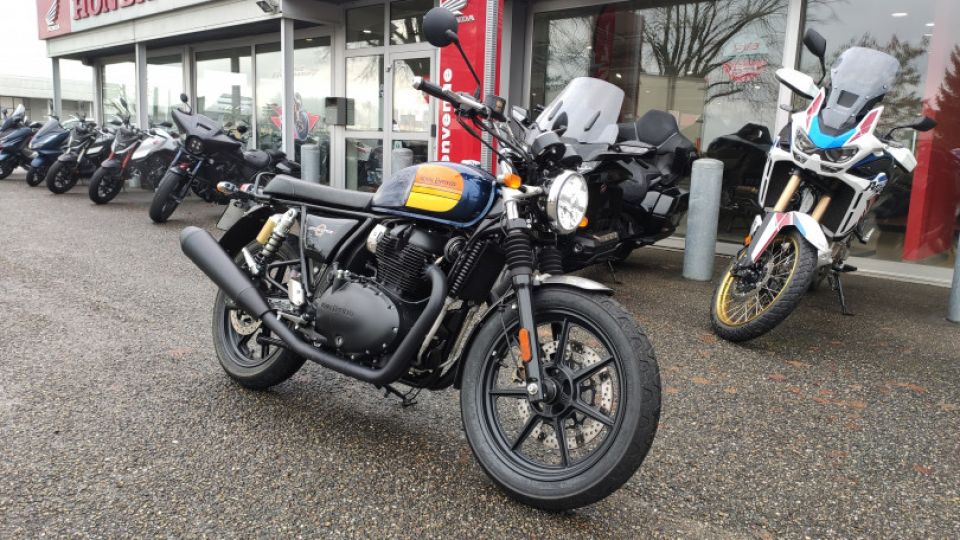 ROYAL ENFIELD Interceptor 650 4