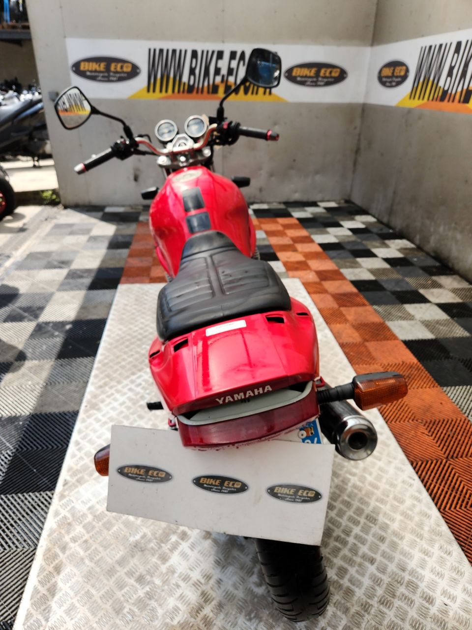 YAMAHA XJ 600 DIVERSION 4