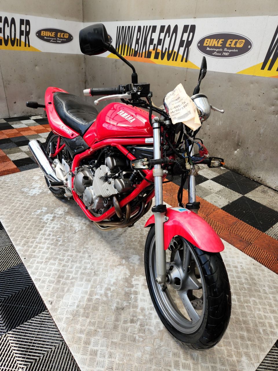 YAMAHA XJ 600 DIVERSION 4