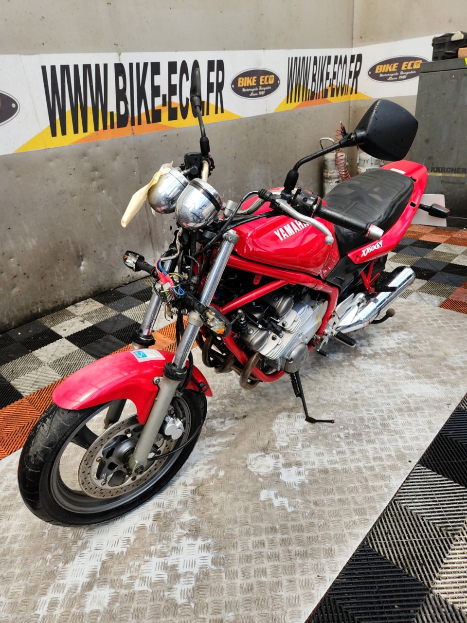 YAMAHA XJ 600 DIVERSION 4