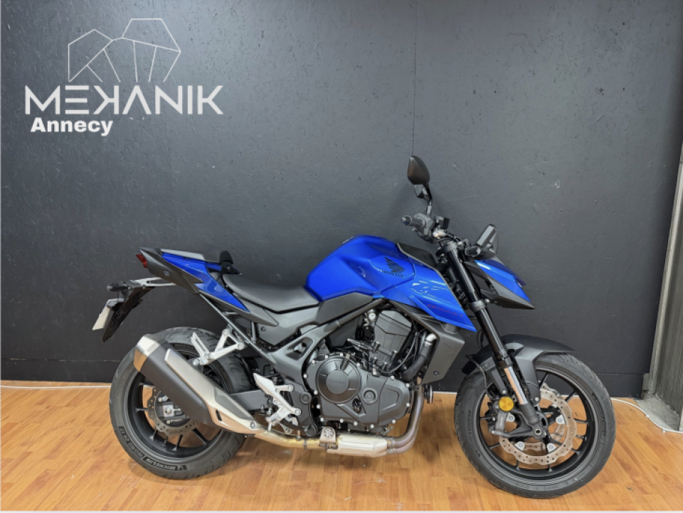 HONDA CB 750 HORNET 4