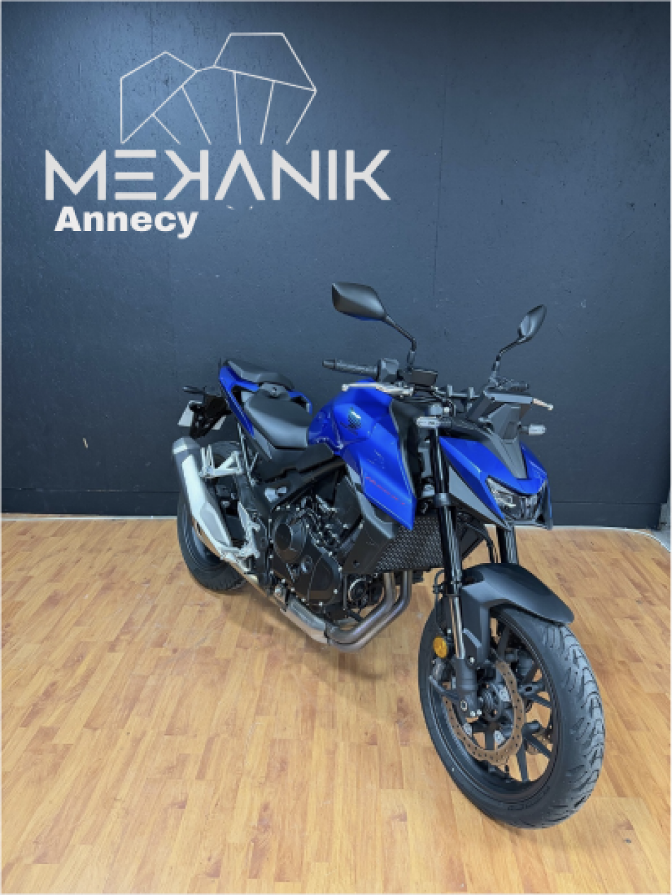 HONDA CB 750 HORNET 4