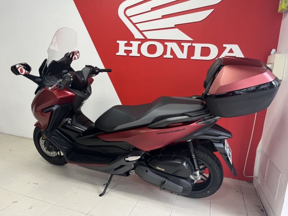 HONDA FORZA 125 4
