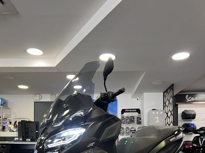 PIAGGIO MP3 400 HPE SPORT ABS ASR 4
