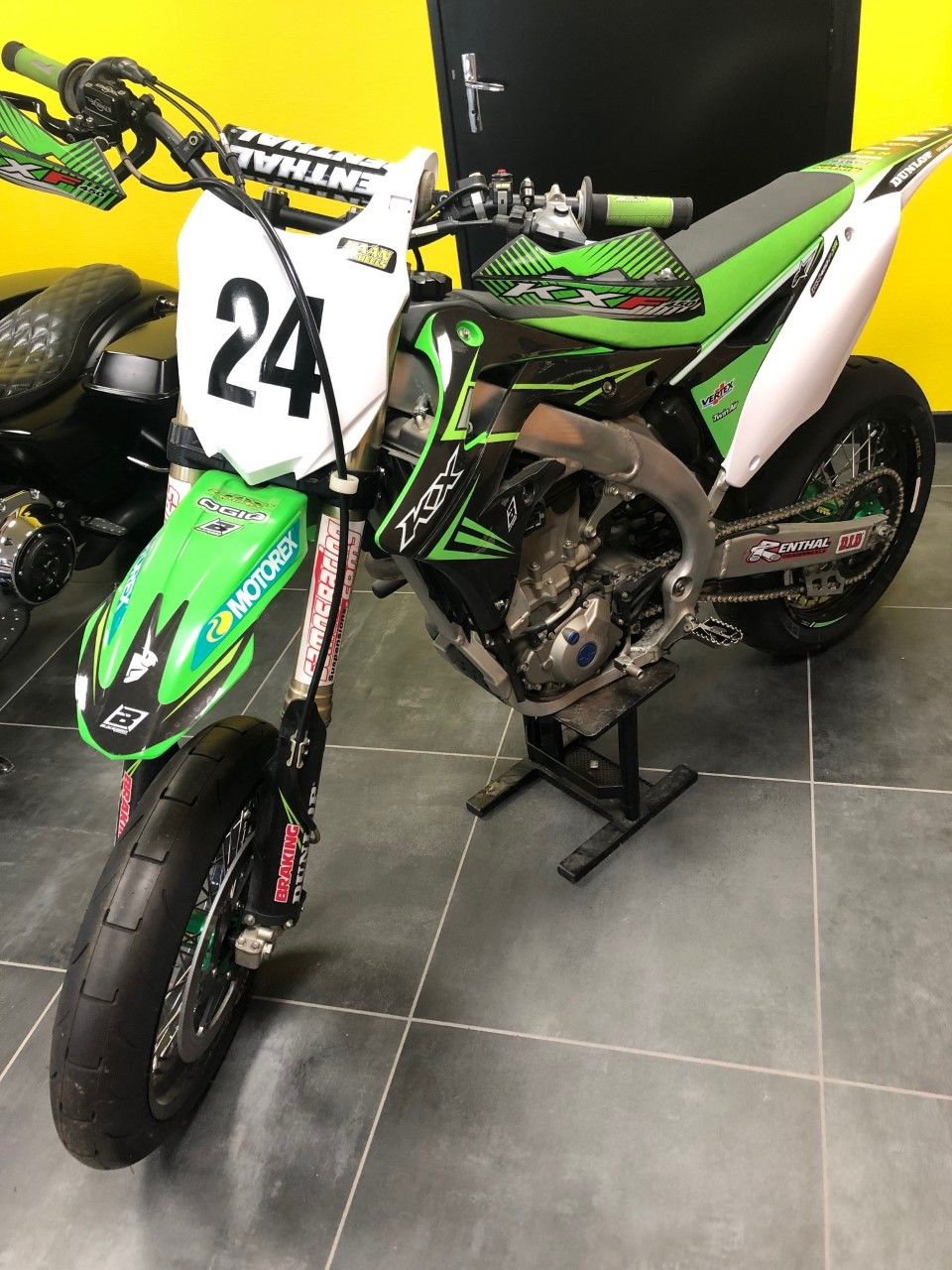 KAWASAKI KXF 450 4