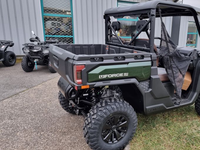 CF MOTO UFORCE 1000 4