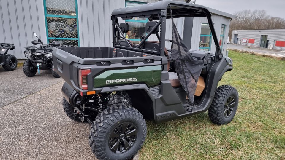 CF MOTO UFORCE 1000 4