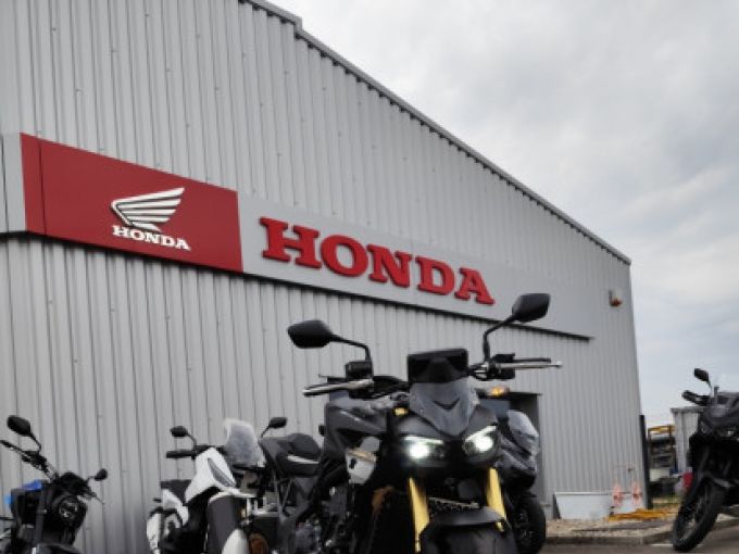 HONDA CB1000 Hornet SP 4
