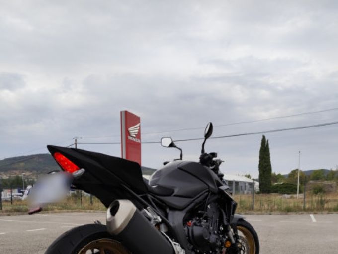 HONDA CB1000 Hornet SP 4