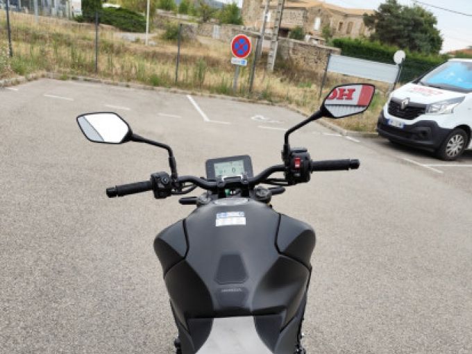 HONDA CB1000 Hornet SP 4