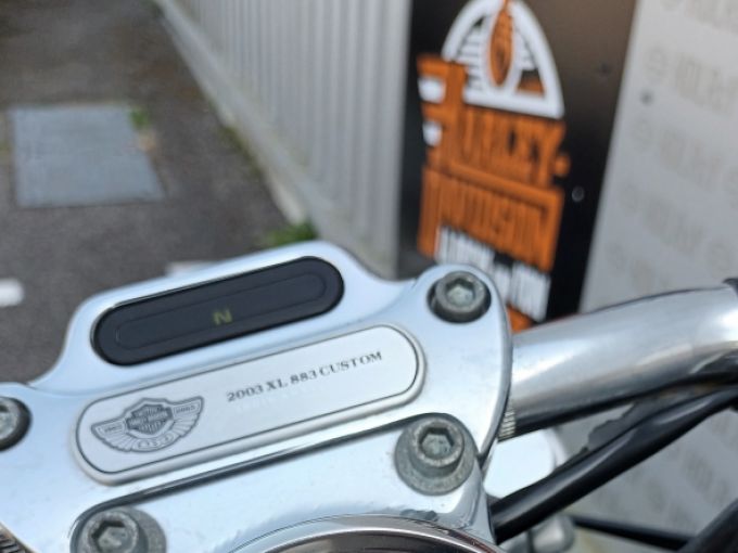 HARLEY-DAVIDSON SPORTSTER 883 4