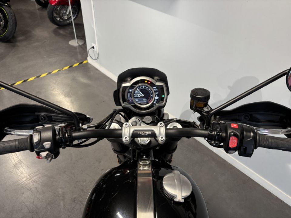 MOTO MORINI SCRAMBLER 1200 4