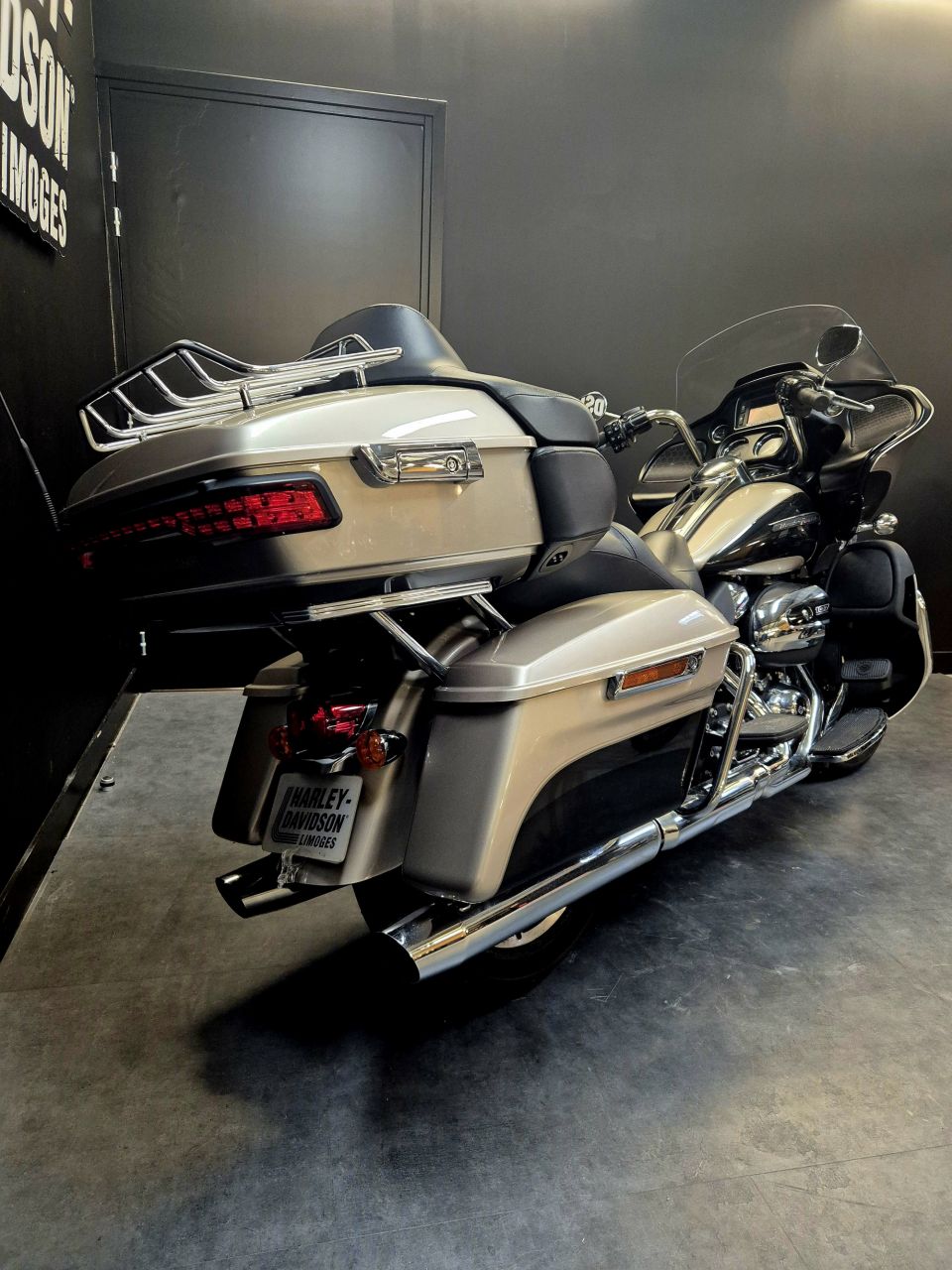 HARLEY-DAVIDSON TOURING ROAD GLIDE 1745 ULTRA 4
