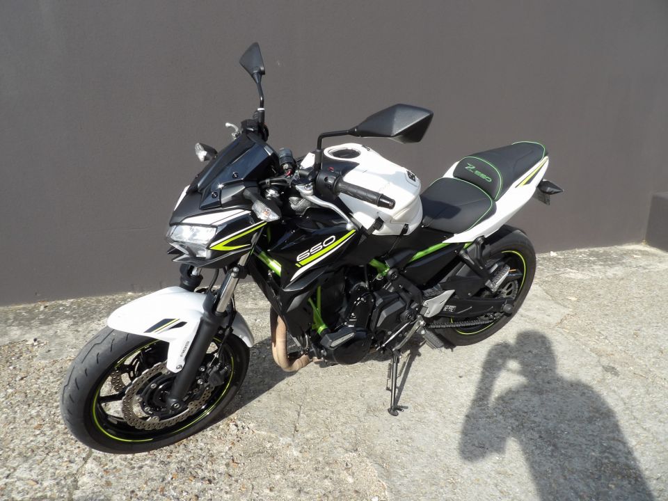 KAWASAKI Z 650 (47.5CV) 4