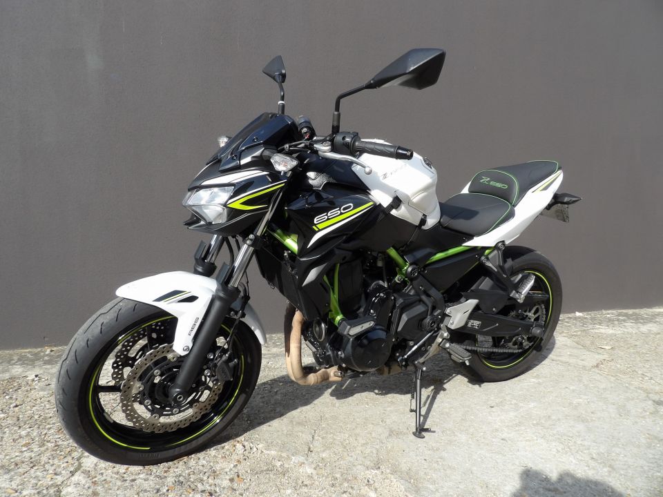 KAWASAKI Z 650 (47.5CV) 4