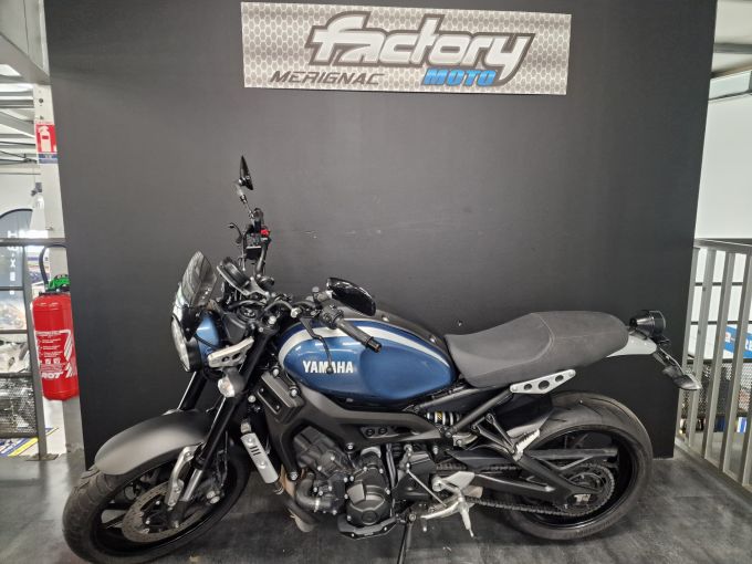 YAMAHA XSR 700 ABS 4