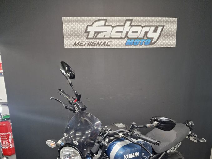 YAMAHA XSR 700 ABS 4