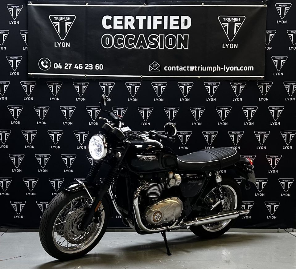 TRIUMPH BONNEVILLE T120 4