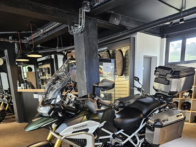 TRIUMPH TIGER 1200 RALLY EXPLORER 4