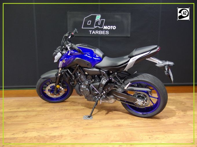 YAMAHA MT-07 (47.5CV) 4