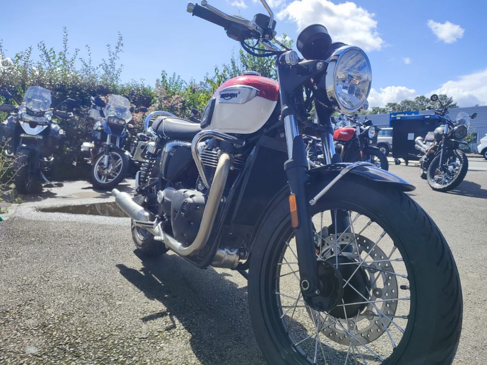 TRIUMPH Bonneville T100 4